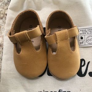 PIPER FINN T-Strap Mary Jane natural new